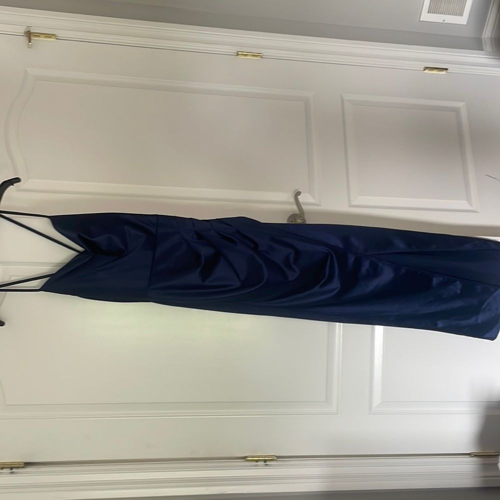 Women’s long dress// works well for prom
